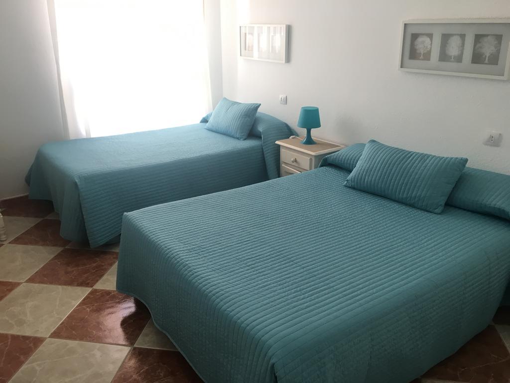 Hostal Jomarijo Фуэнхирола Экстерьер фото