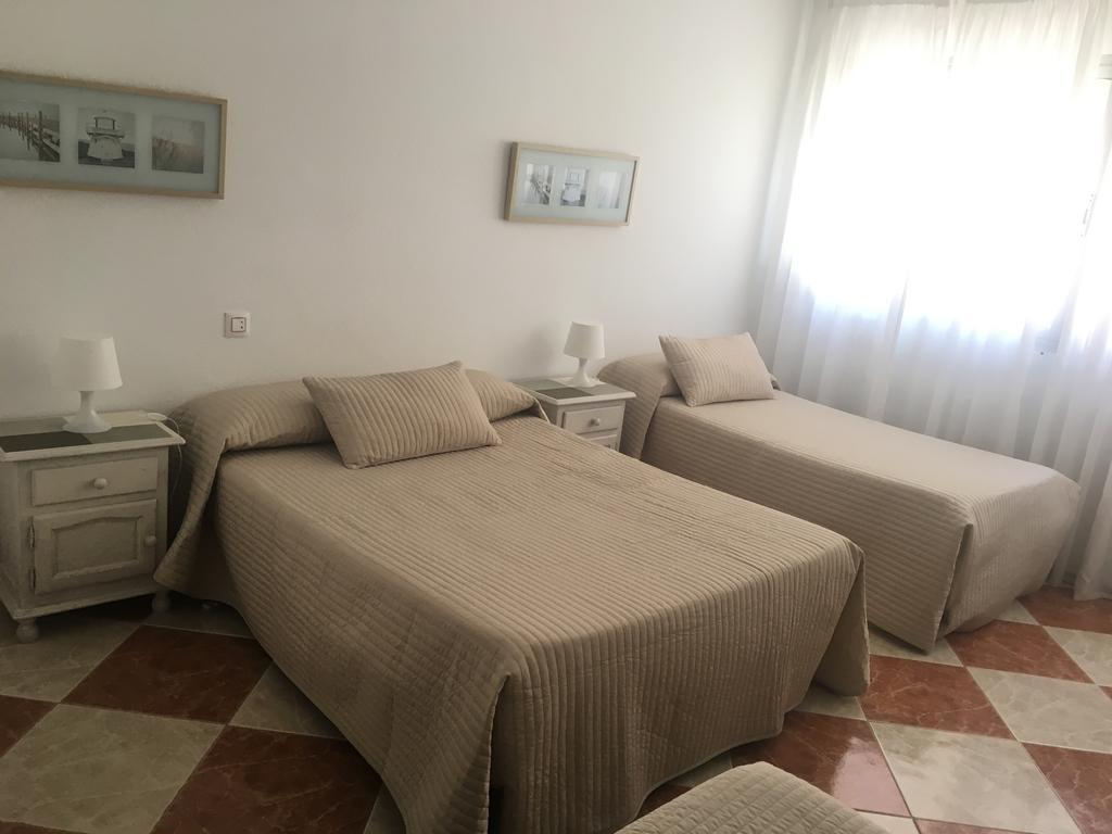Hostal Jomarijo Фуэнхирола Экстерьер фото