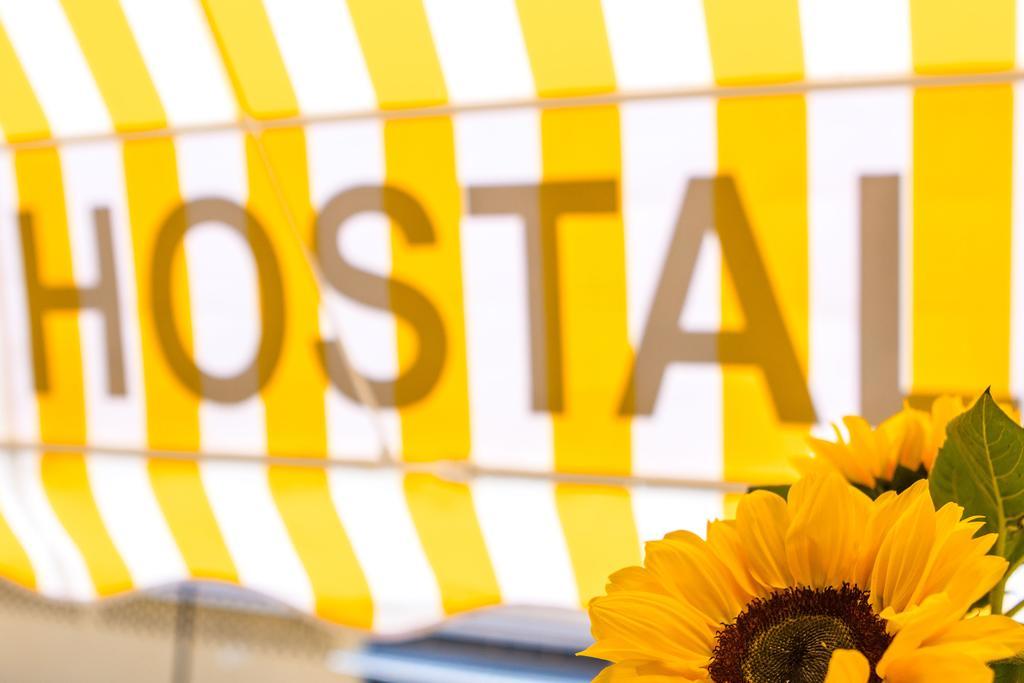 Hostal Jomarijo Фуэнхирола Экстерьер фото